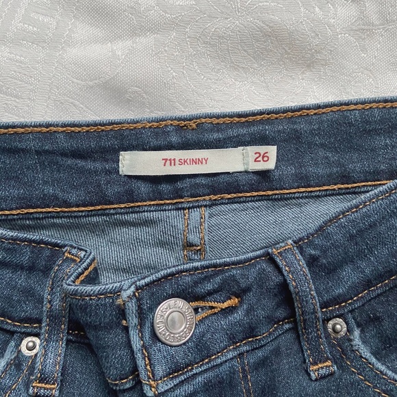 Levi’s Jeans - Picture 4 of 8